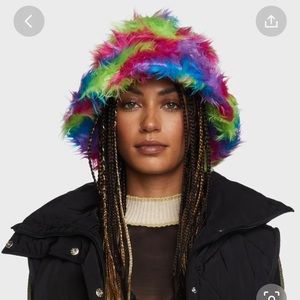 NWOT RAINBOW FUR BUCKETHAT